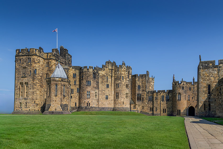 Alnwick Castle Courtyard