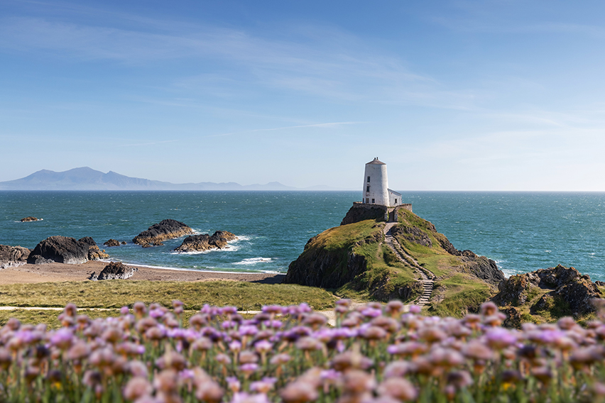 Twr Mawr Lighthouse Ynys Llanddwyn